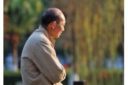 老人萬元被騙，秦凱私家偵探能否主持公道？